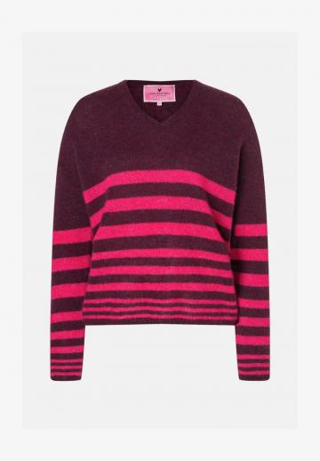 Пуловер с вырезом V