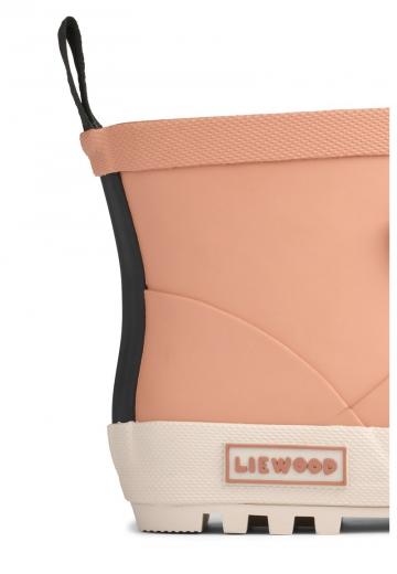 Резиновые сапоги