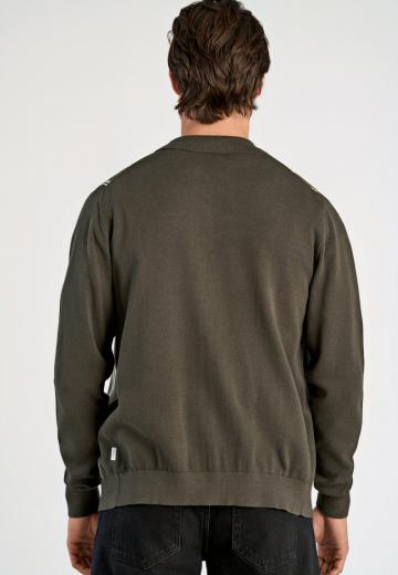 Вязаная кофта