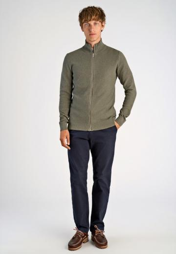 Вязаная кофта