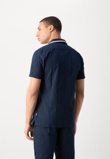 Рубашка с коротким рукавом