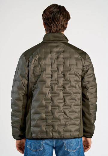 Зимняя куртка