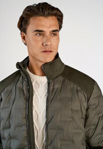 Зимняя куртка