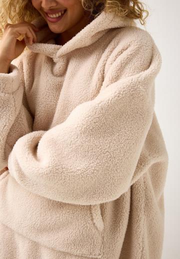 Пуловер с капюшоном