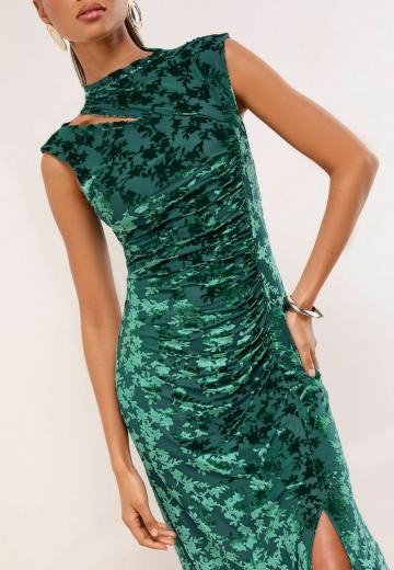 Платье футляр