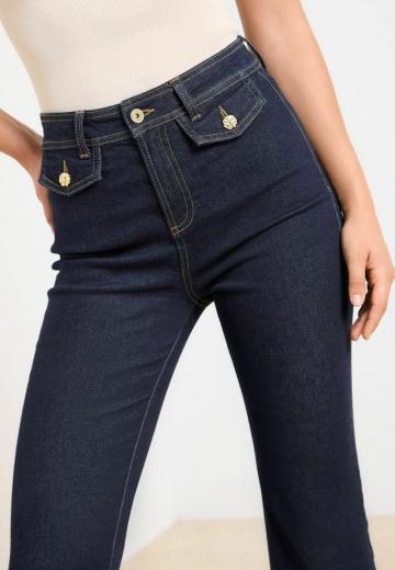 Клешеные брюки