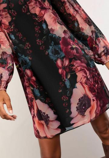 Короткое платье