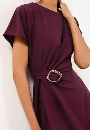 Короткое платье