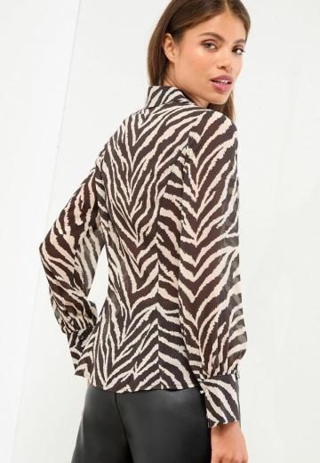 Атласная блузка
