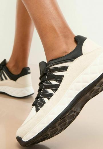 Гандбольные кроссовки