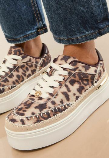 Гандбольные кроссовки