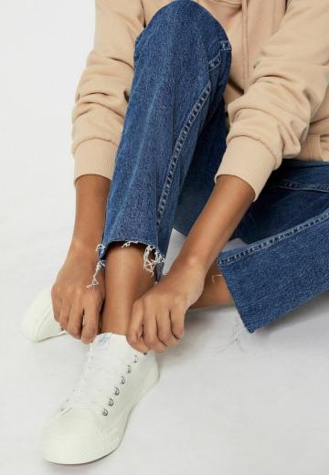 Гандбольные кроссовки