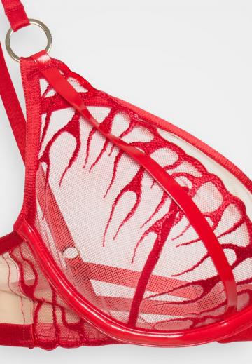 Бюстгальтер на косточках