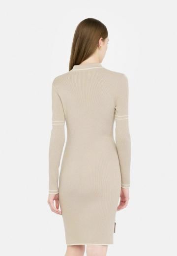 Платье футляр