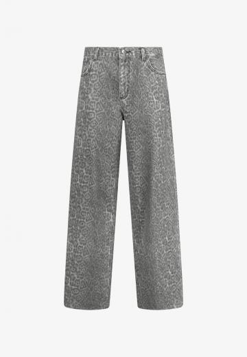 Клешеные джинсы