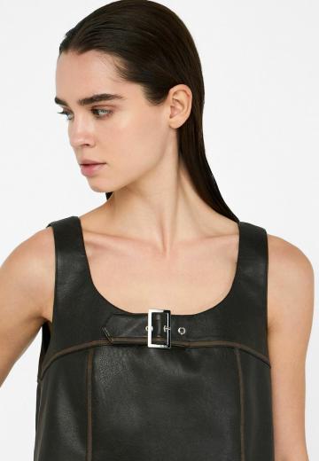 Короткое платье