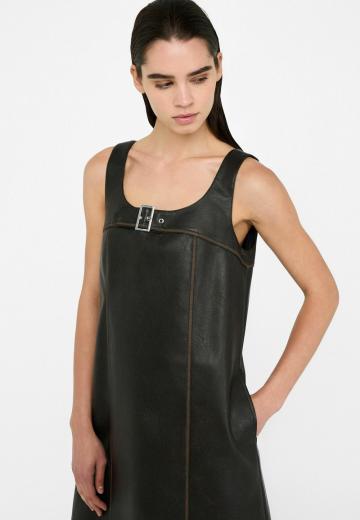 Короткое платье