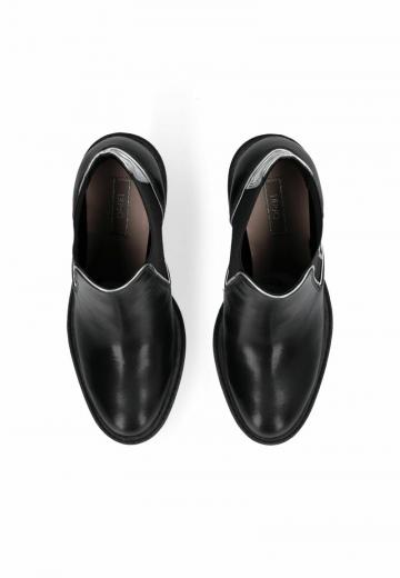 Полусапожки на высоком каблуке