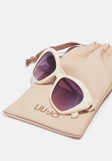 Солнечные очки