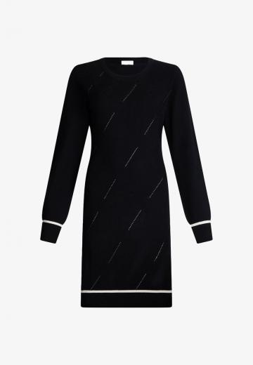 Платье футляр