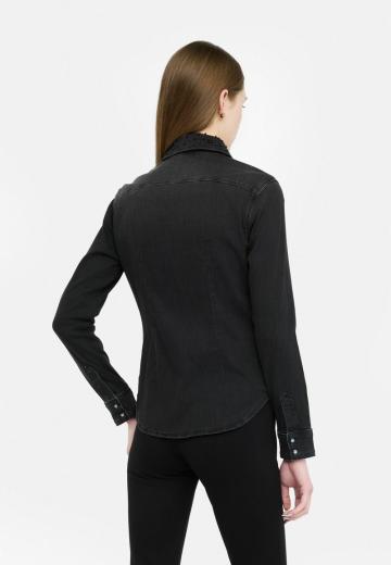 Джинсовая блузка