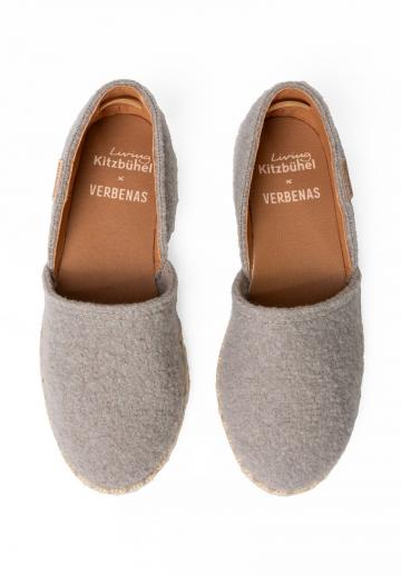 Гандбольные кроссовки