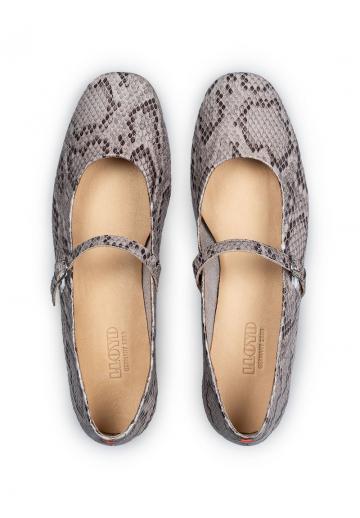 Гандбольные кроссовки