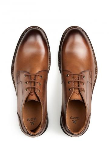 Ботинки на шнуровке