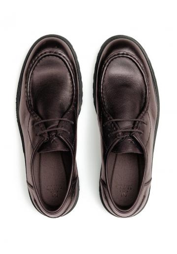 Ботинки на шнуровке