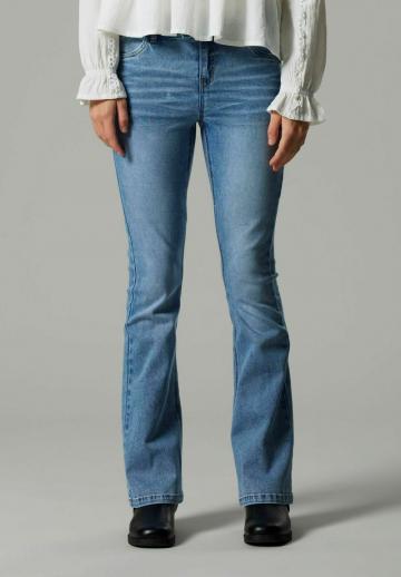 Джинсы