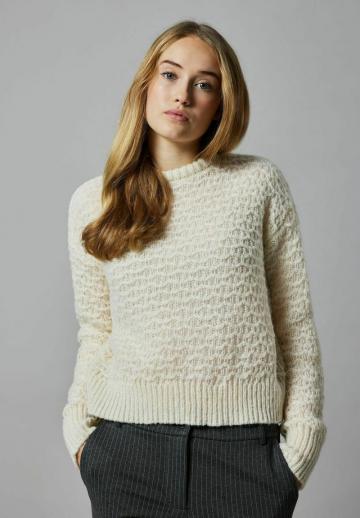Пуловер