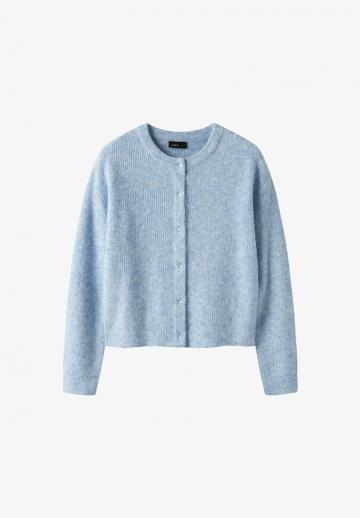 Вязаная кофта