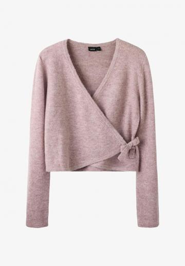 Вязаная кофта