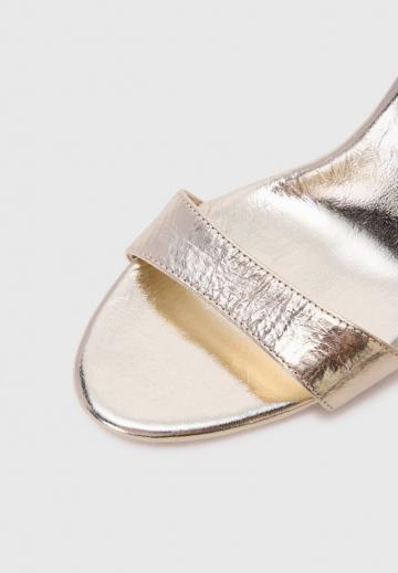 Гандбольные кроссовки