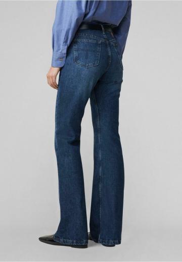 Клешеные брюки