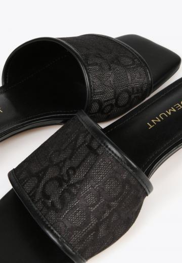 Гандбольные кроссовки