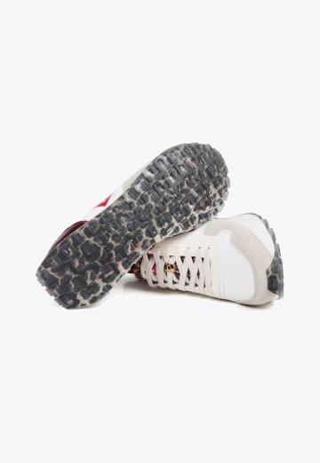 Гандбольные кроссовки