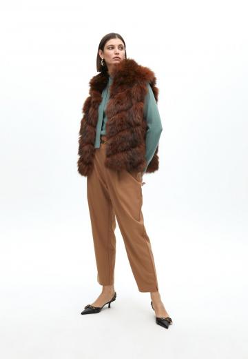 Пуховой жилет