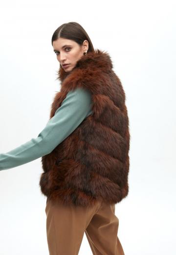 Пуховой жилет