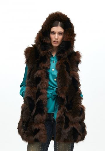 Пуховой жилет