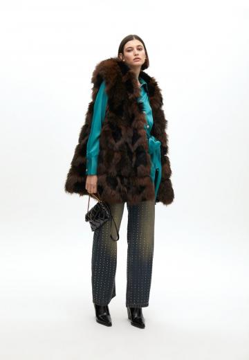 Пуховой жилет