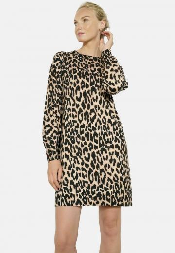 Вязаное платье