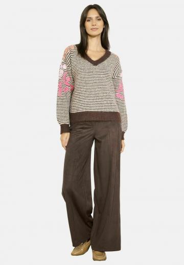 Пуловер в полоску