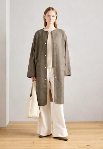 Шерстяное пальто