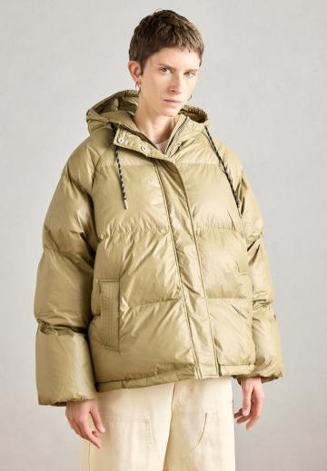 Зимняя куртка