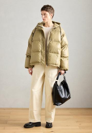 Зимняя куртка