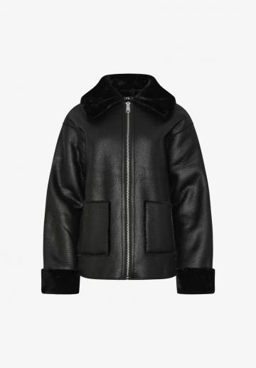 Кожаная куртка