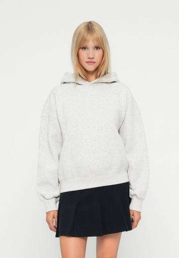 Пуловер с капюшоном