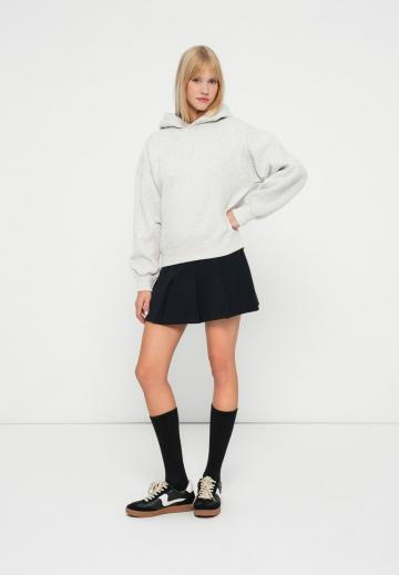 Пуловер с капюшоном