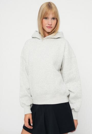 Пуловер с капюшоном